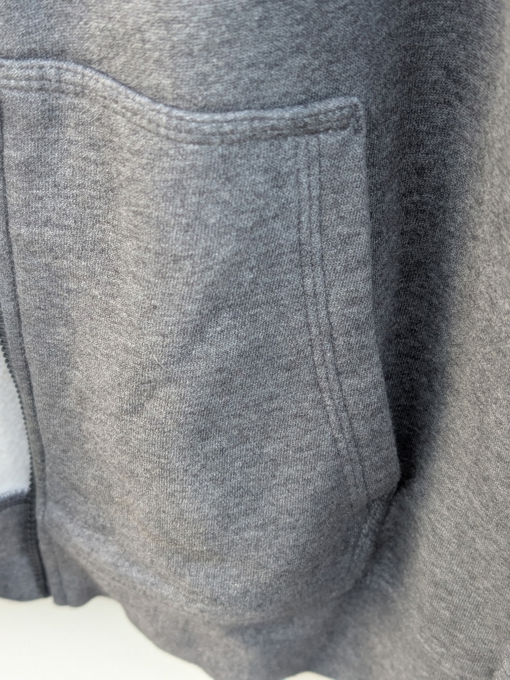 Y2K Nike Men’s Grey Fleece-Lined Hoodie - Picture 6 of 6